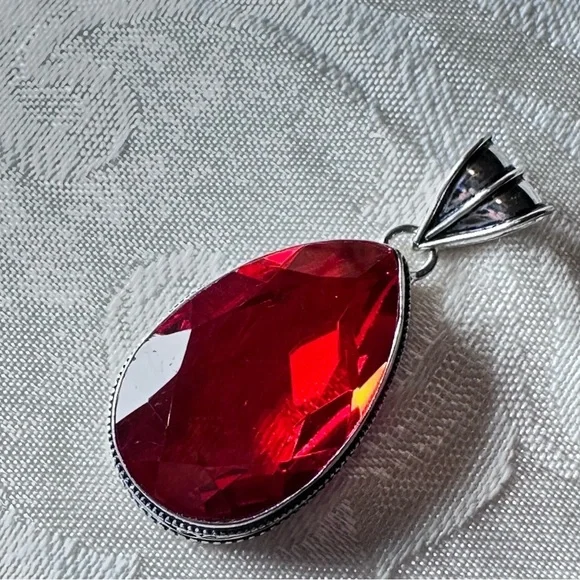 Sold🛍️Artisan Red Glass Crystal with Silver Tone Ornate Metal - Picture 2 of 11